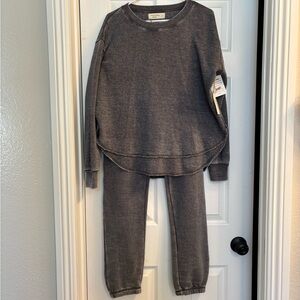 Ocean Drive Women’s Sweatshirt/Sweatpants Size S